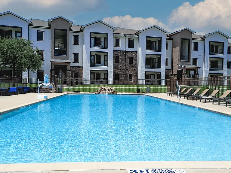 Creed Canyon Apartments — Photo 7