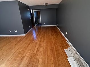 2390 State St APT 2E, Hamden, CT 06517