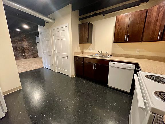 5th image of 1320 5th Ave APT 302