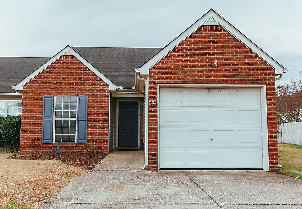 1st image of 704 Dellwood Dr