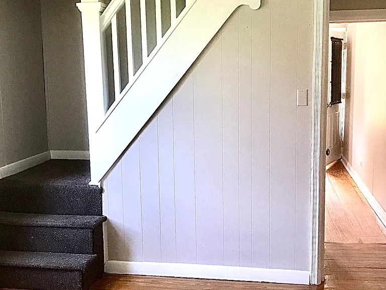 121 Half St — Photo 3