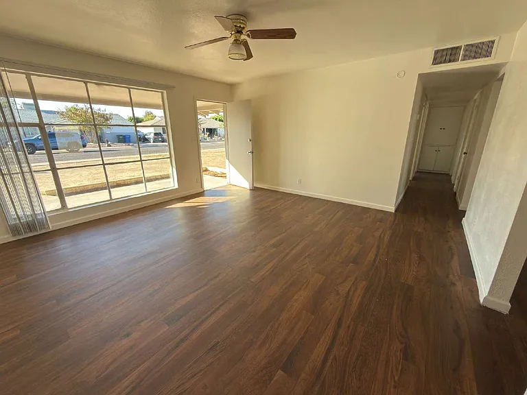 3627 W Northview Ave — Photo 14