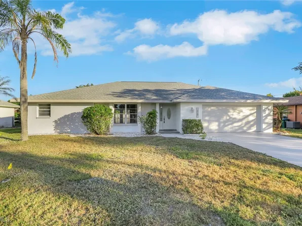 1719 SE 8th St, Cape Coral, FL 33990