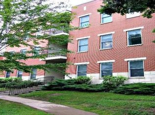 1717 Olive Ave APT A2, Des Moines, IA 50314