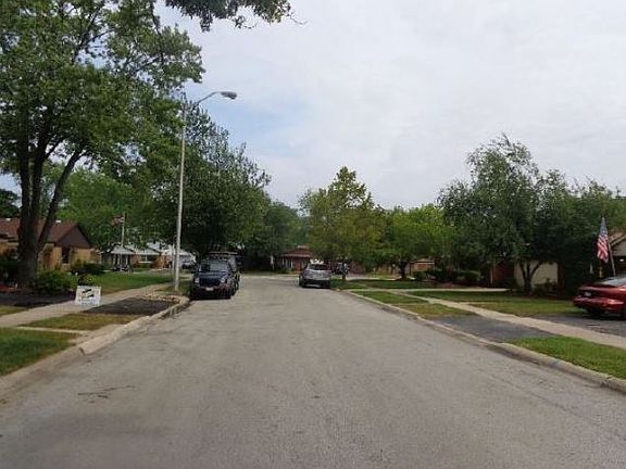 3rd image of 3152 W Palisades Dr