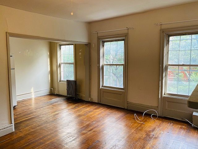 1st image of 113 W 13th St APT 3