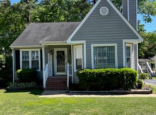 9005 Castle Point Dr, Glen Allen, VA 23060