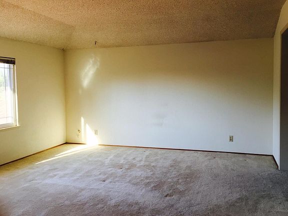5th image of 12274 Goleta Ave