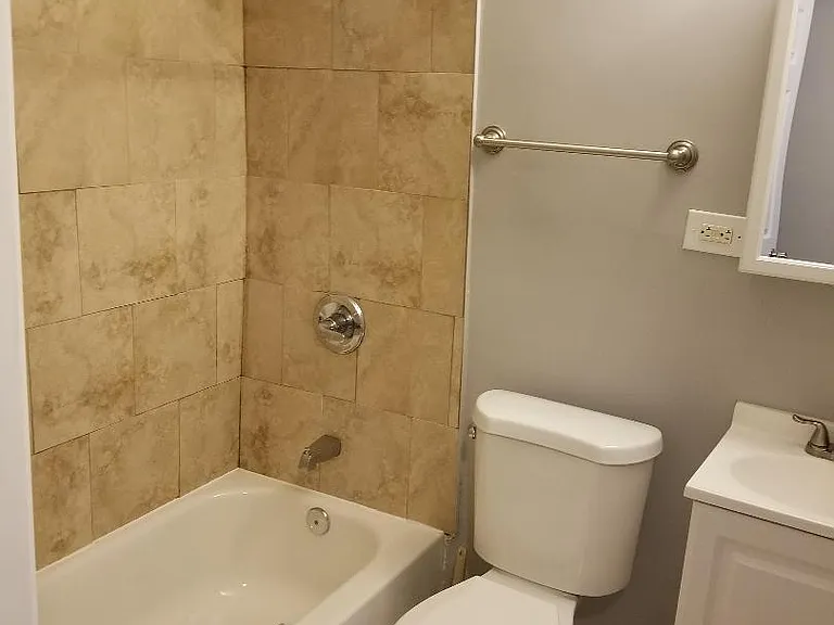 5542 Midwood Ave #2 — Photo 19