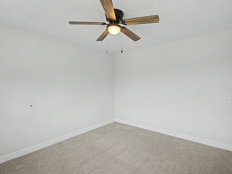 156 Hamlet Ct — Photo 20