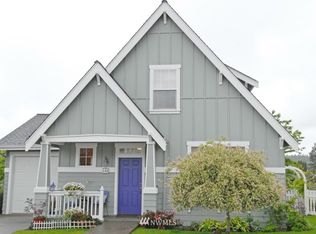 148 NE Sugar Maple Pl, Poulsbo, WA 98370