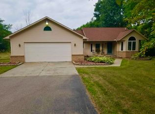 2470 S State Rd, Davison, MI 48423