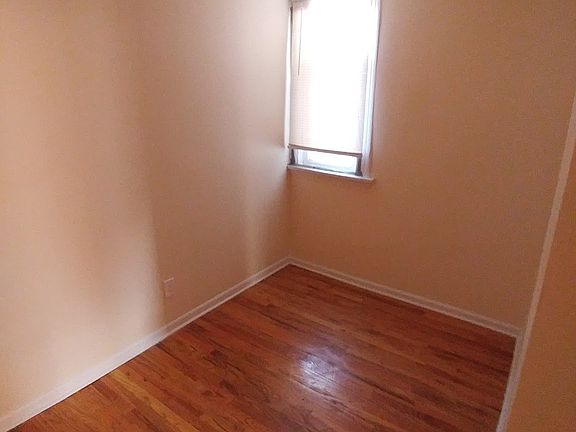 3rd image of 2350 W Ohio St #2352-2