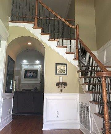 2nd image of 321 Champagne Cir