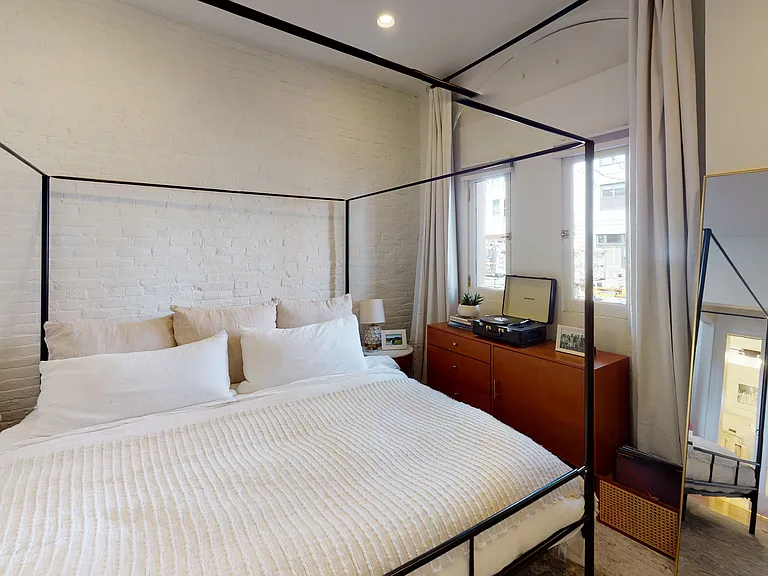 29 Bowdoin St #1B — Photo 14