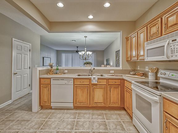 4th image of 8435 Drayton Park Dr