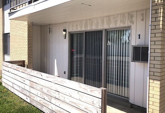 4th image of 401 Elder Dr APT 1