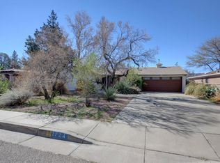 1724 Chacoma Pl SW, Albuquerque, NM 87104