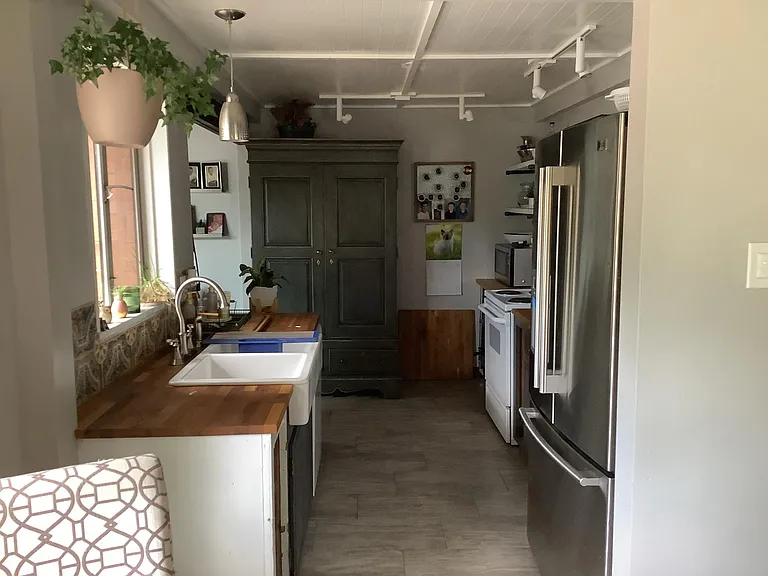 345 Main St — Photo 5