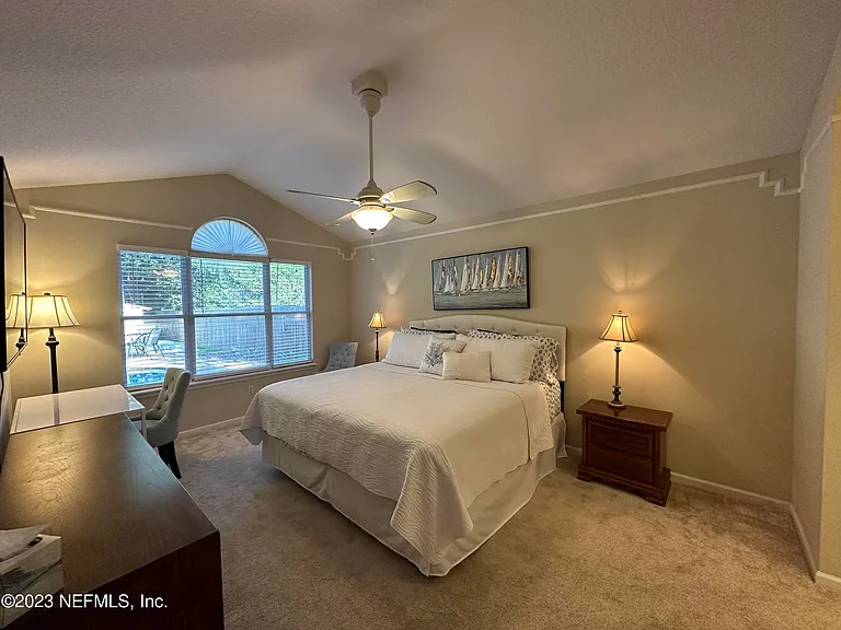 1624 Roberts Dr — Photo 8