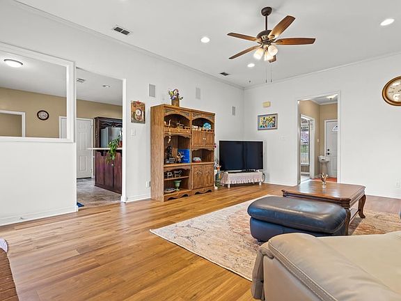 5th image of 3103 Rouncival Dr