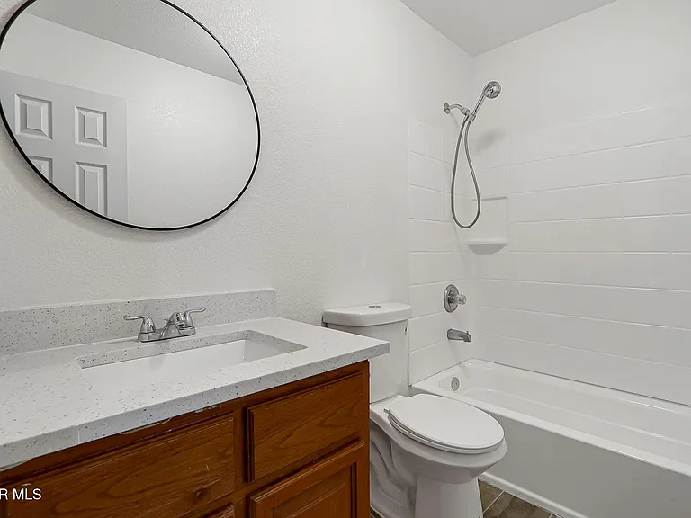 7235 Royal Arms Dr #E — Photo 20