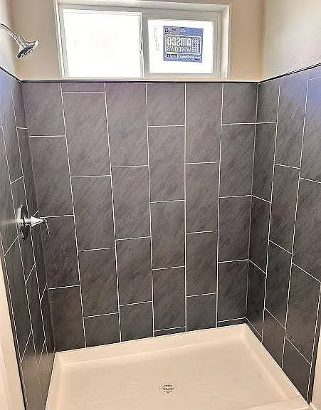 1025 W Cheney Dr — Photo 4