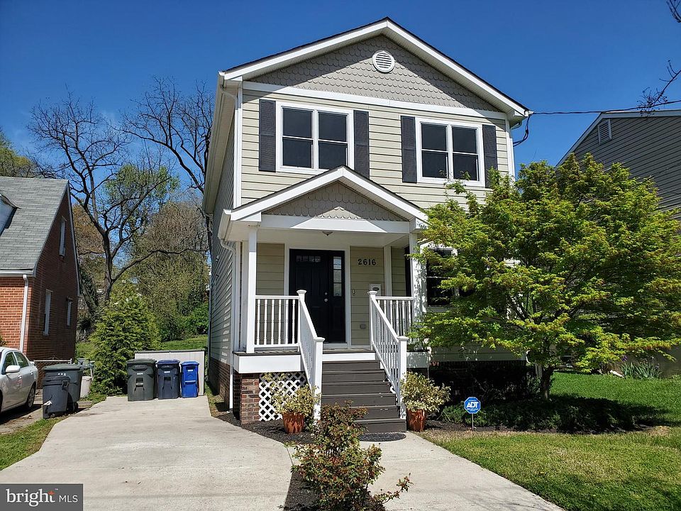 1st image of 2616 Myrtle Ave NE