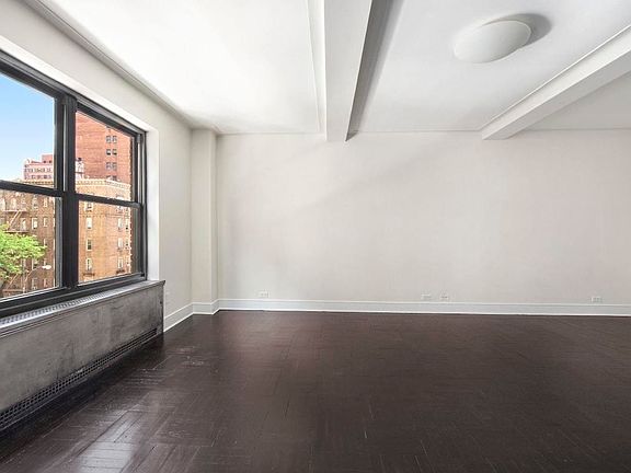 3rd image of 56 7th Ave APT 3A