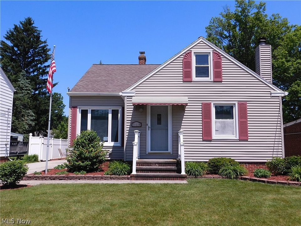 1st image of 23228 Clifford Dr