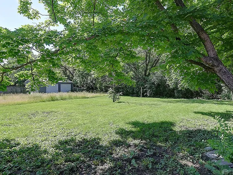2201 Wilbraham Rd — Photo 26