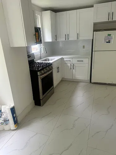 135 Broad St #1 Photo 1