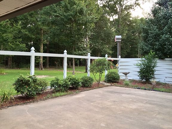 5th image of 1080 Huckleberry Ln