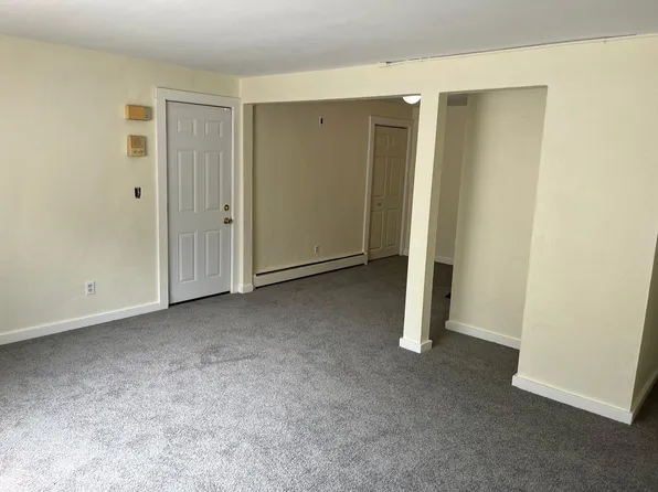 1144 Douglas Ave #7, Providence, RI 02904