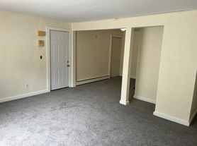 1144 Douglas Ave, Providence, RI