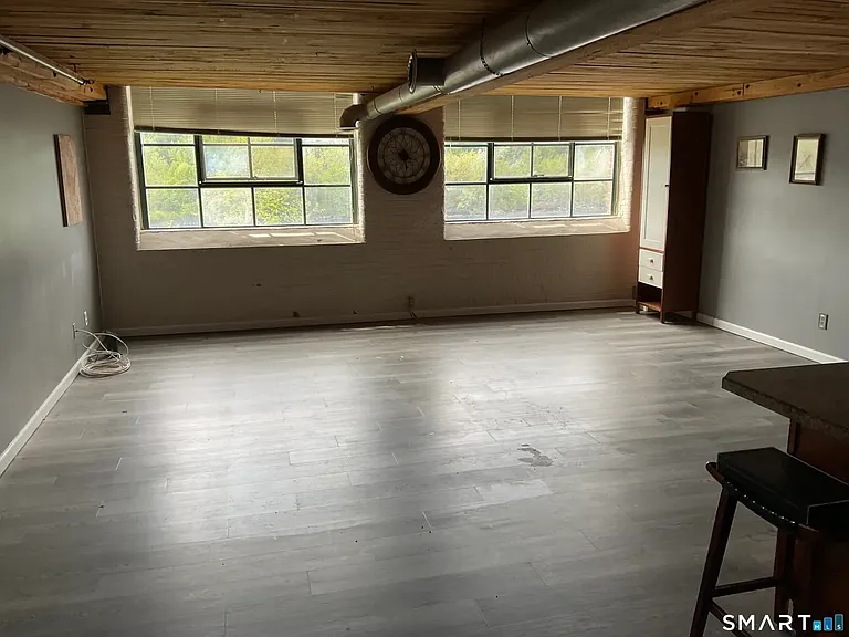 68 Thermos Ave #212 — Photo 1