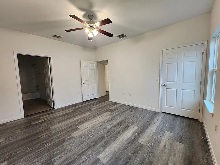 6319 Red Oak Dr — Photo 11