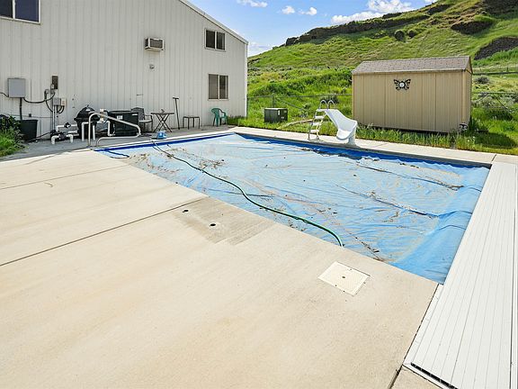 5th image of 2750 S Perry Ln