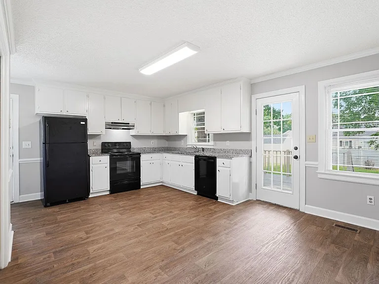 5244 Evansdale Rd — Photo 18