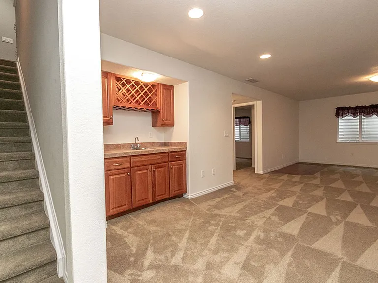 711 Windflower Dr — Photo 20