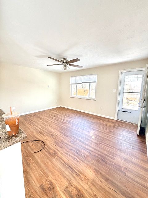1st image of 1823 Texas Ave #3