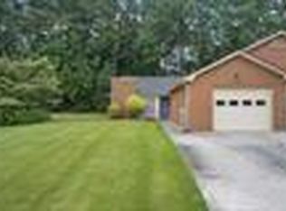 7107 Forest Ln, Union City, GA 30291