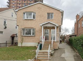 16106 65th Ave FLOOR 2, Fresh Meadows, NY 11365