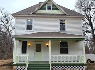 324 W Swensson Ave, Lindsborg, KS 67456