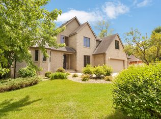 1812 Prairie Hill Rd, Saint Cloud, MN 56301