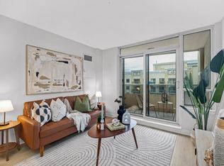 8 Rean Dr #802, Toronto, ON M2K 3B9