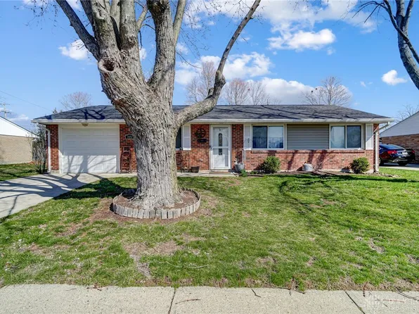 7051 Stonehurst Dr, Dayton, OH 45424