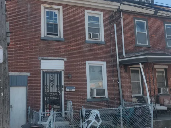 1668 Church St, Philadelphia, PA 19124