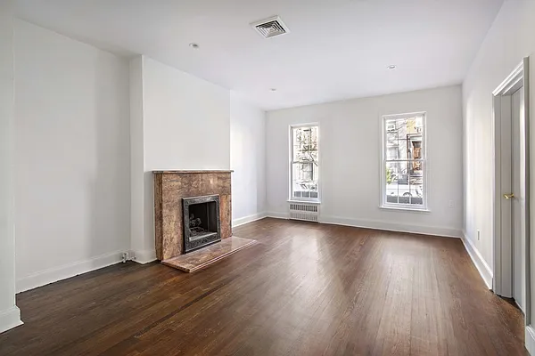 Rented by Compass | media 15