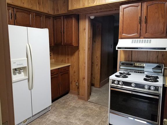 5th image of 314 Washington St